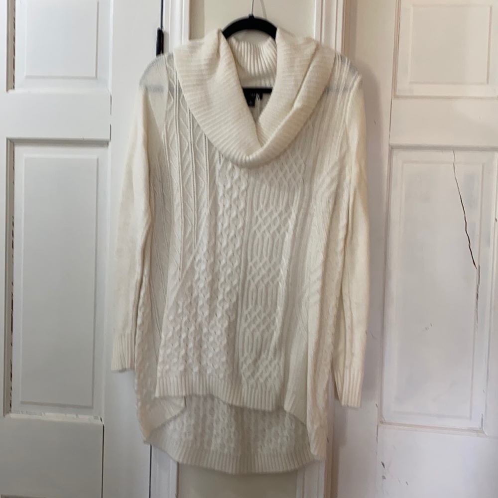 Ana A New Approach brand. Size X-Large. White with cowl neck.